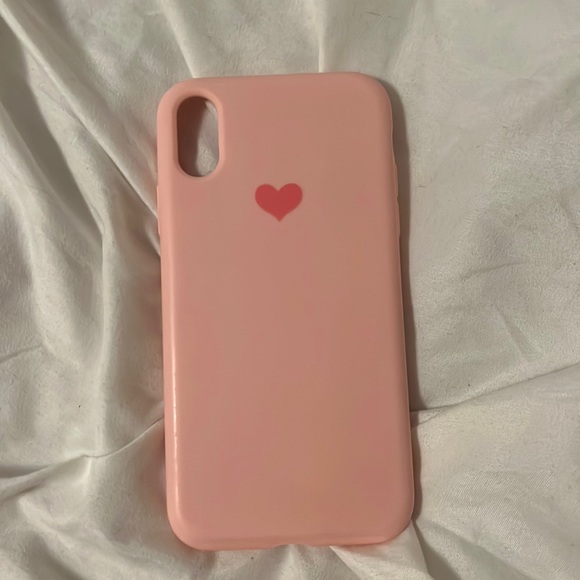 Pink iPhone XR case - Picture 1 of 3